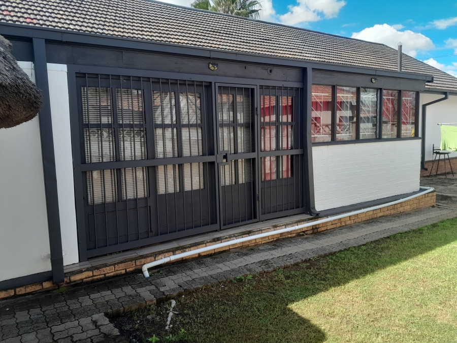 4 Bedroom Property for Sale in Collerville North West